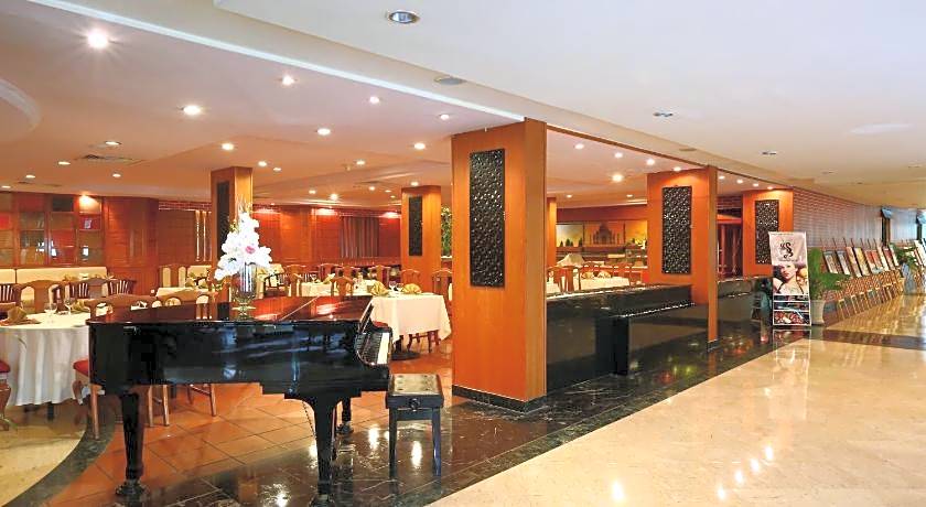 Ramana Saigon Hotel