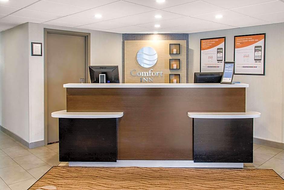 Comfort Inn Montreal Aeroport