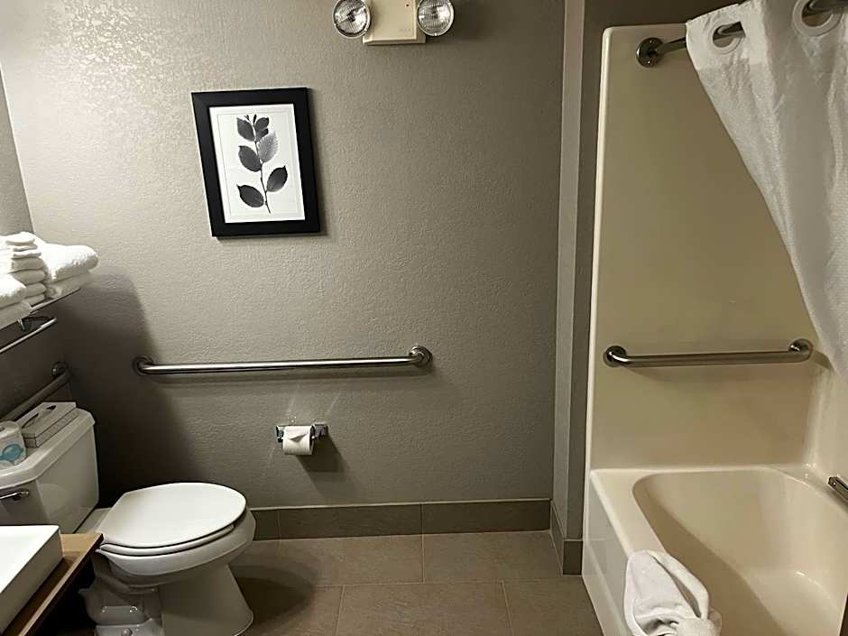 Country Inn & Suites by Radisson, Madison Southwest, WI