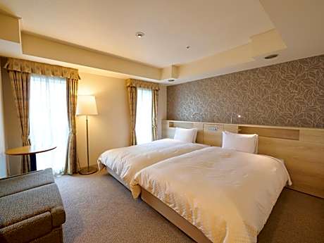 Standard Twin Room - Non-Smoking