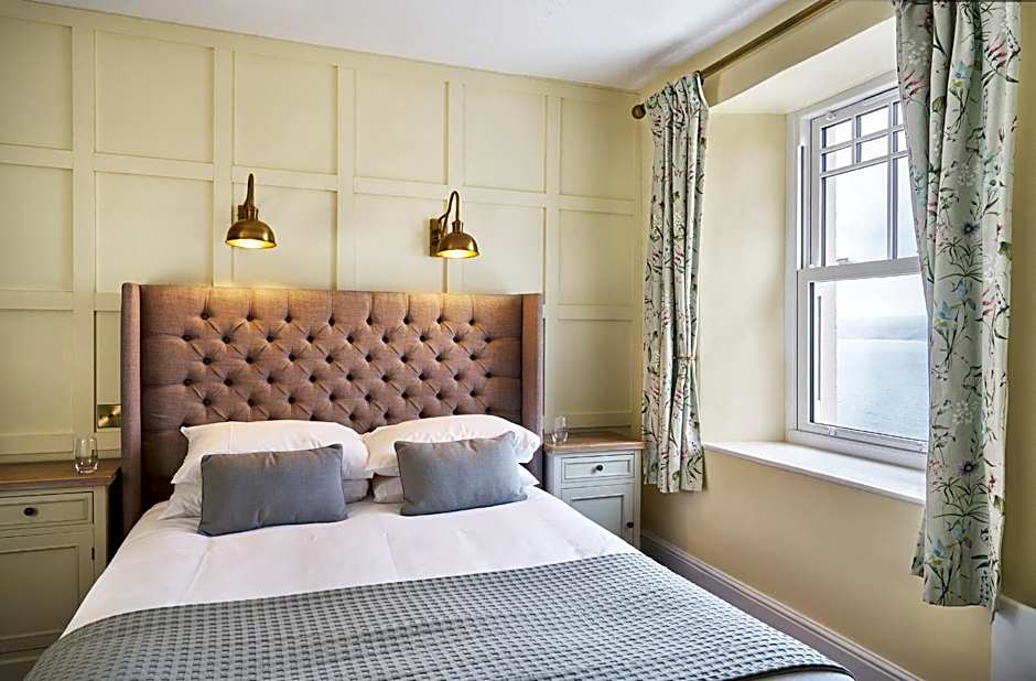 Outlaw's Guest House