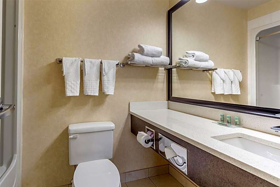 Best Western Cold Lake Inn