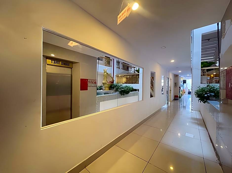 Joi Boutique Bãi Trước