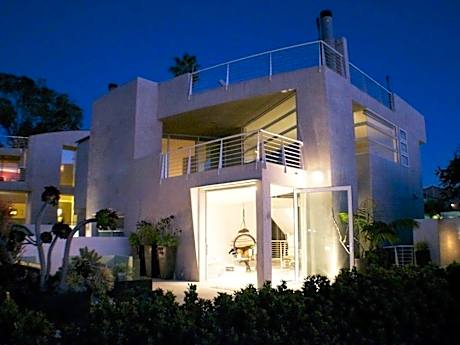 Modern Del Mar Beach Home