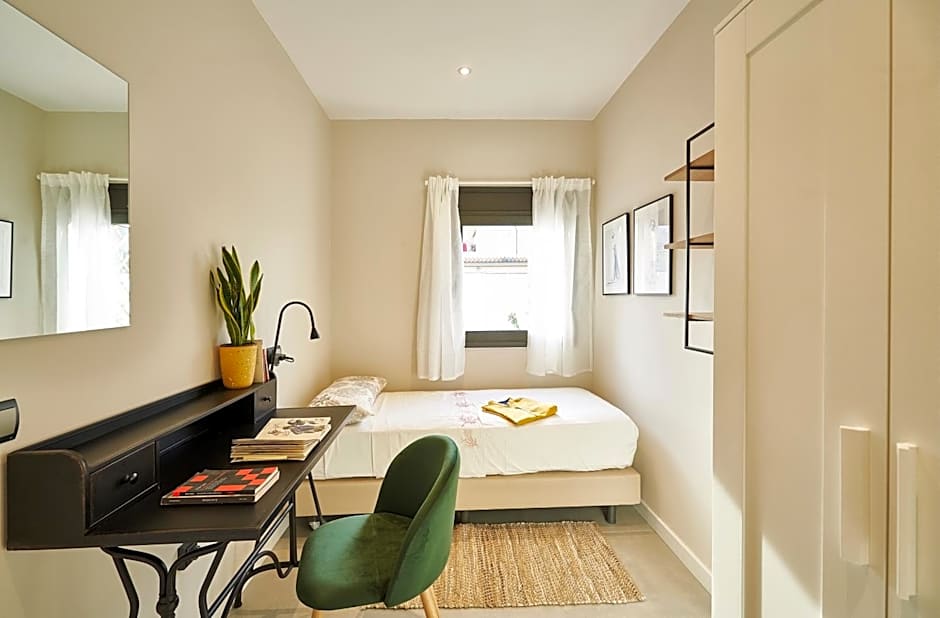 AinB Eixample-Miro Apartments