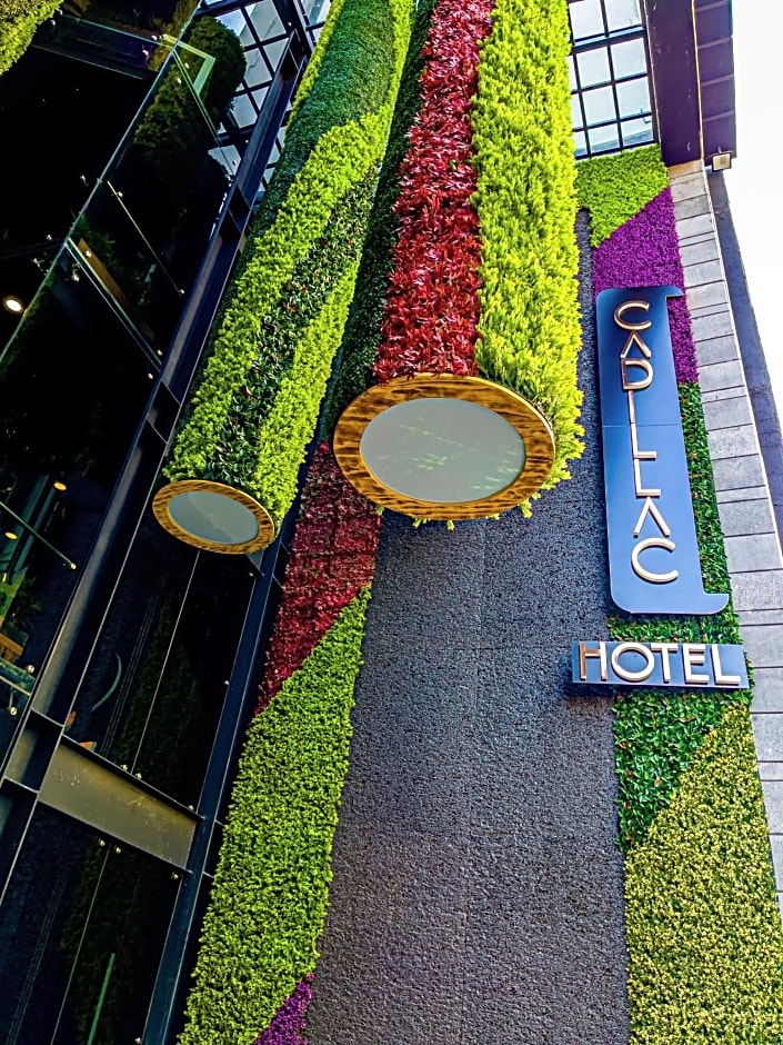 Cadillac Hotel Boutique