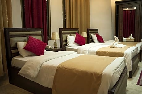 Comfort Triple Room