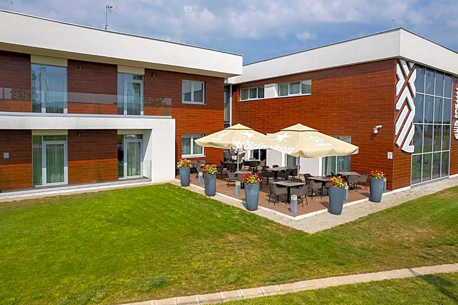 Outlet Hotel Polgár