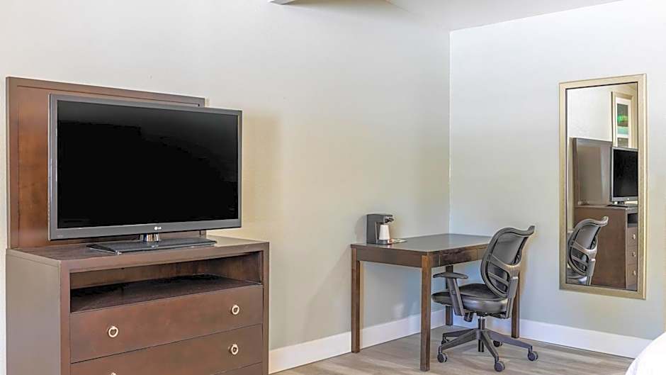 Motel 6 - Aberdeen, WA