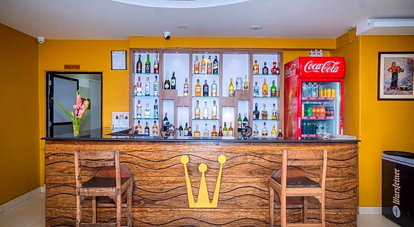 Hotel Crown Himalayas