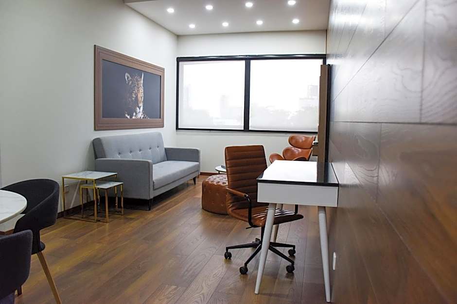 TRYP by Wyndham Santa Cruz
