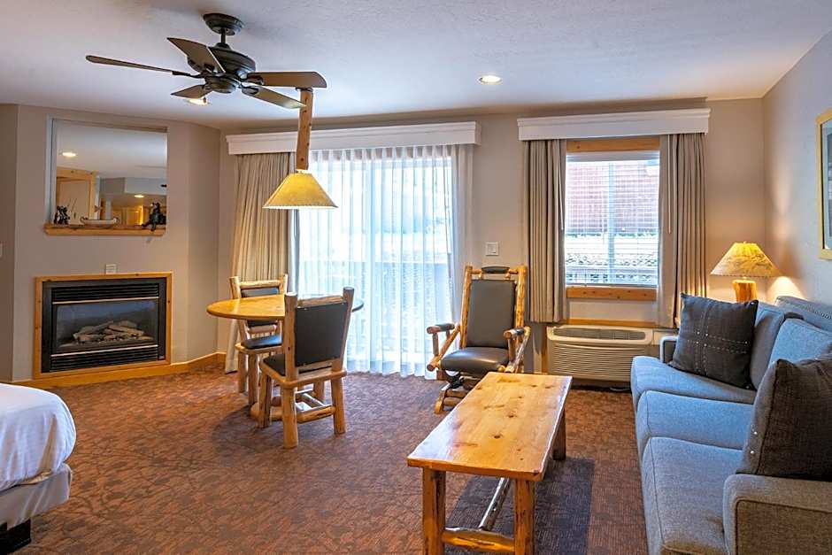 Red Wolf Lodge At Squaw Valley