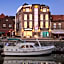 Hotel Dux