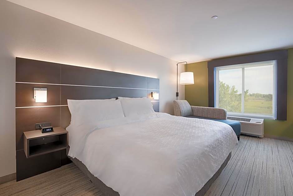 Holiday Inn Express & Suites Chicago - Hoffman Estates By IHG