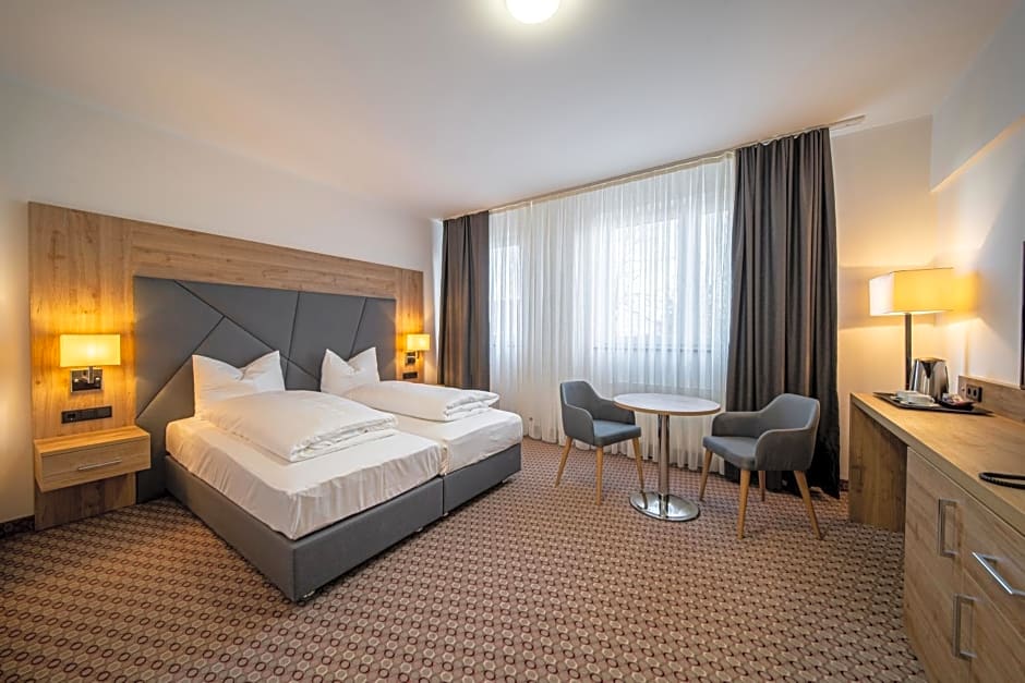 EE Hotel