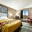 Super 8 by Wyndham Hannibal