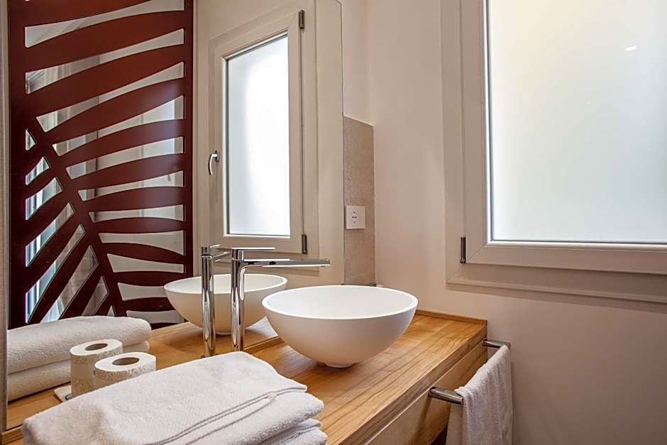 NOHA Lifestyle Hotel - Adults Only