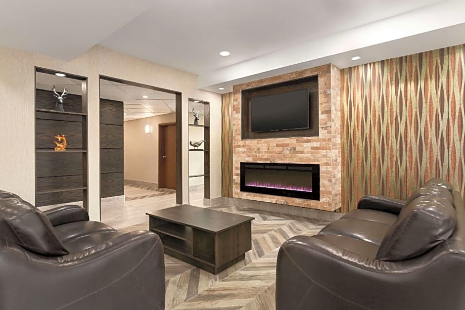 Super 8 by Wyndham Ajax/Toronto On