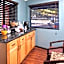 Americas Best Value Inn & Suites Clearlake Wine Country