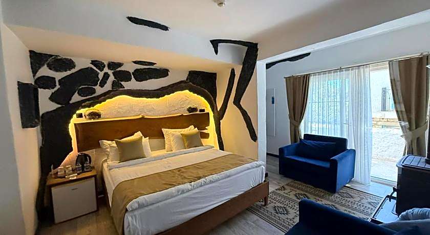 Rebetiko Hotel