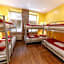 Do Step Inn Home - Hotel & Hostel