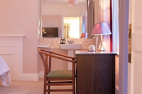 Cleeve Hill Hotel