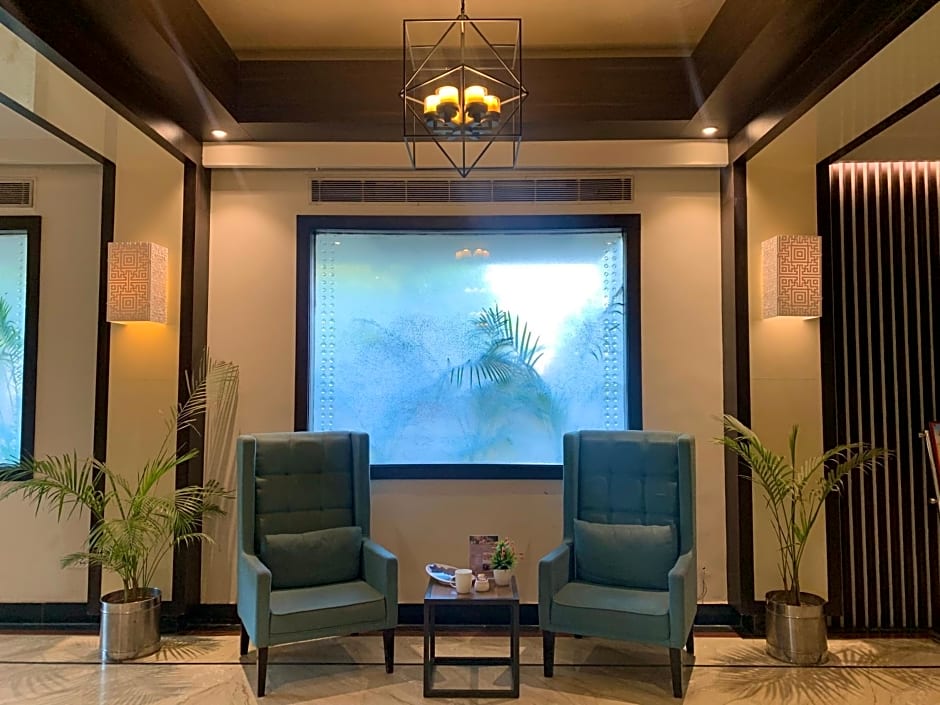 Hotel Royale Residency