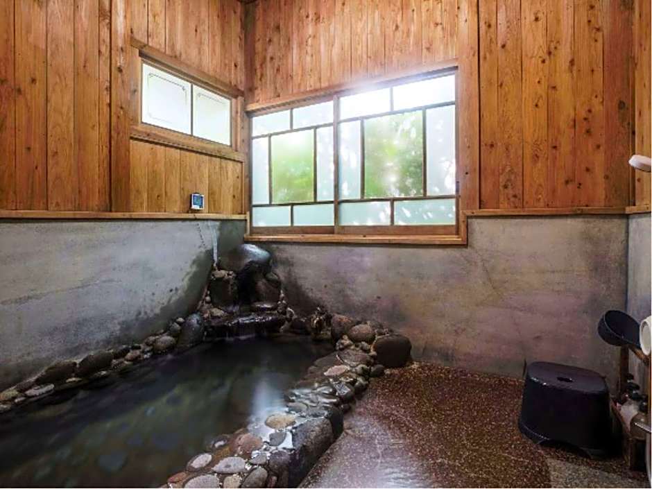 Yufuin Bessou Shikisai Hotel