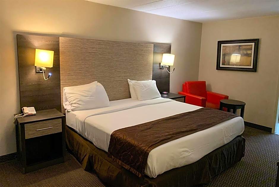 Ramada by Wyndham Rockville Centre