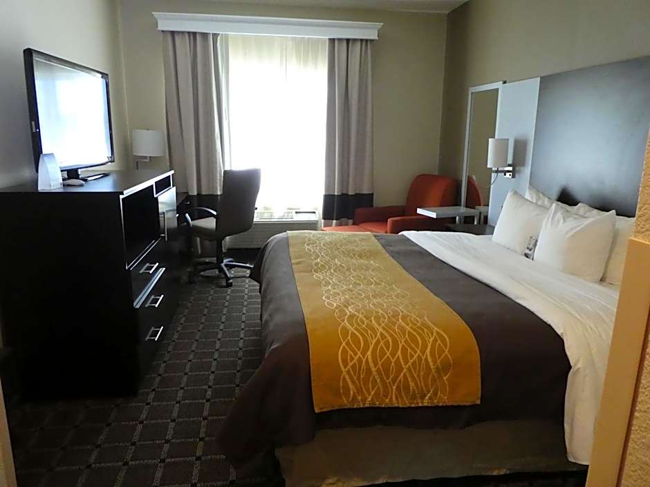 Photo 1 of 6 of 1 King Bed