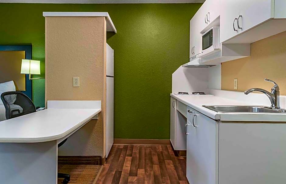 Extended Stay America Suites - Detroit - Ann Arbor - Briarwood Mall