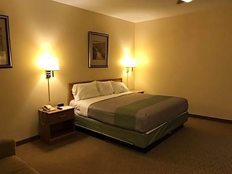 1 King Bed | Suite, Micfridge, Non-smoking