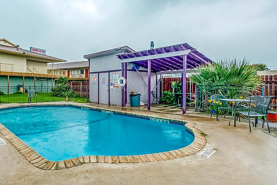 OYO Hotel San Antonio East