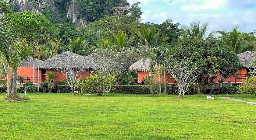 Avartarn Miracles Hotel