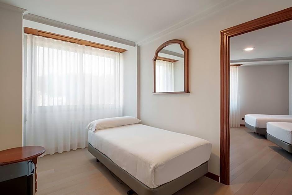 Hotel Almirante
