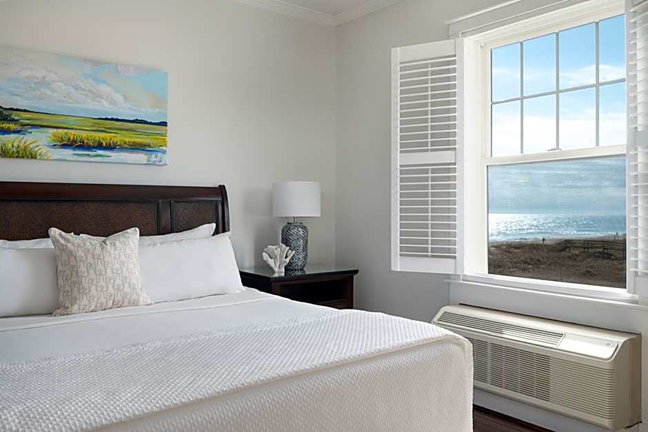 Photo 1 of 5 of Standard 1 King Bed