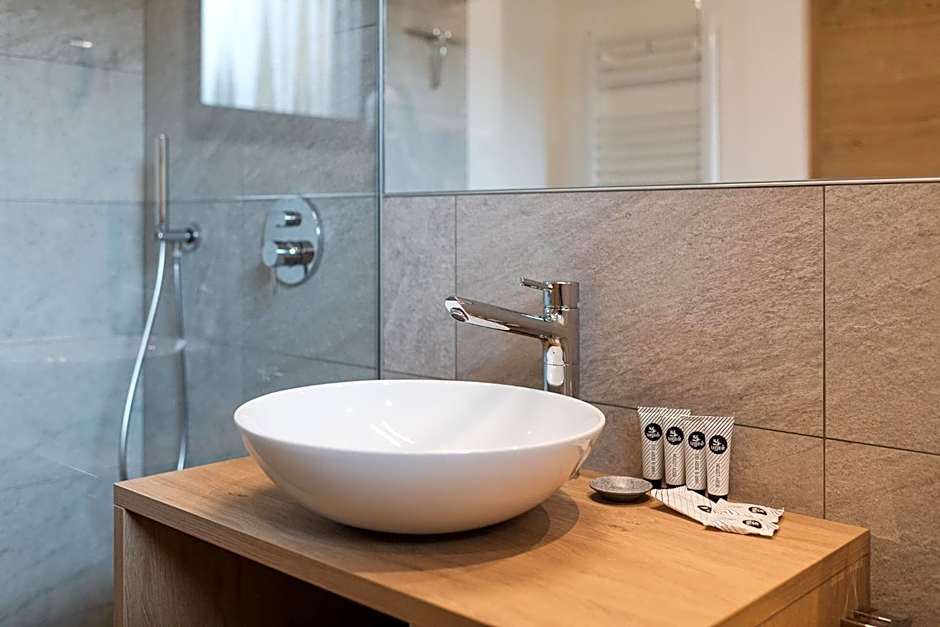 Aparthotel Abiná Lana Höhe