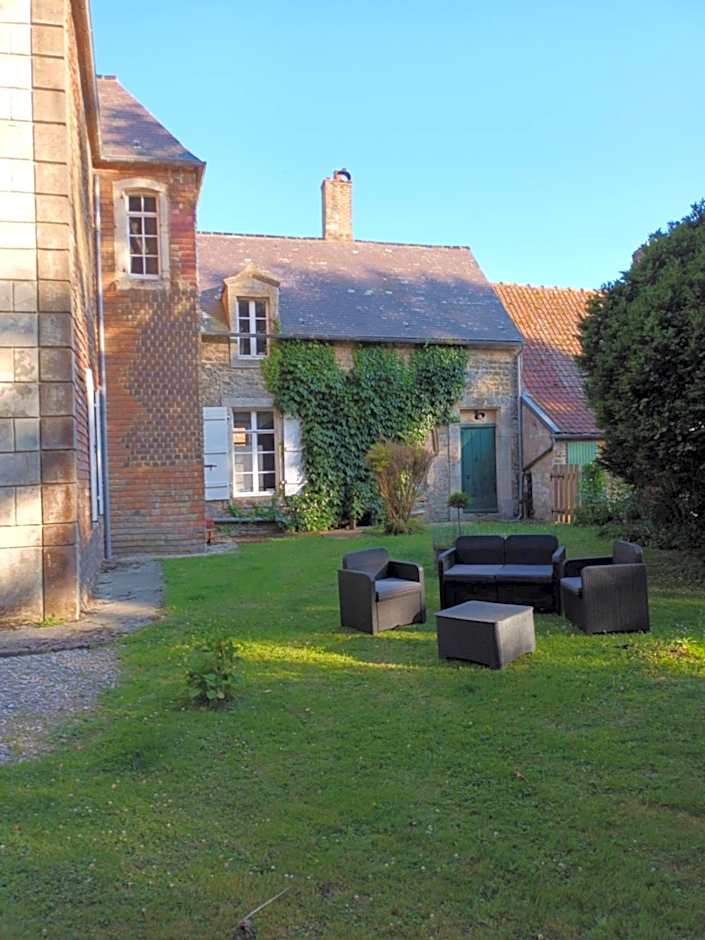 Petit manoir de la berthenlaire