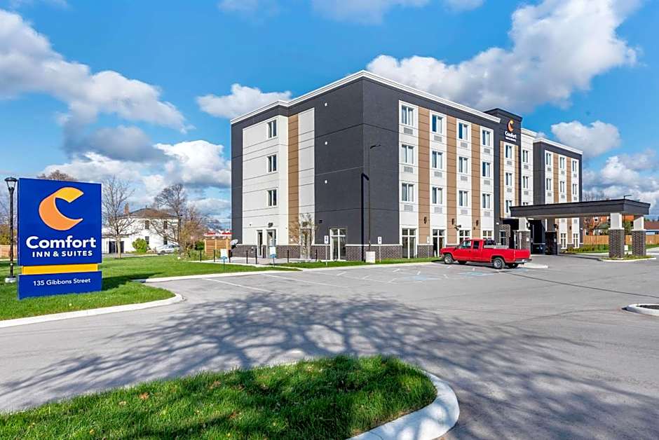 Comfort Inn & Suites