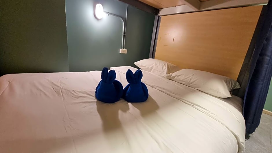 Glur Hostel Pattaya Walking Street