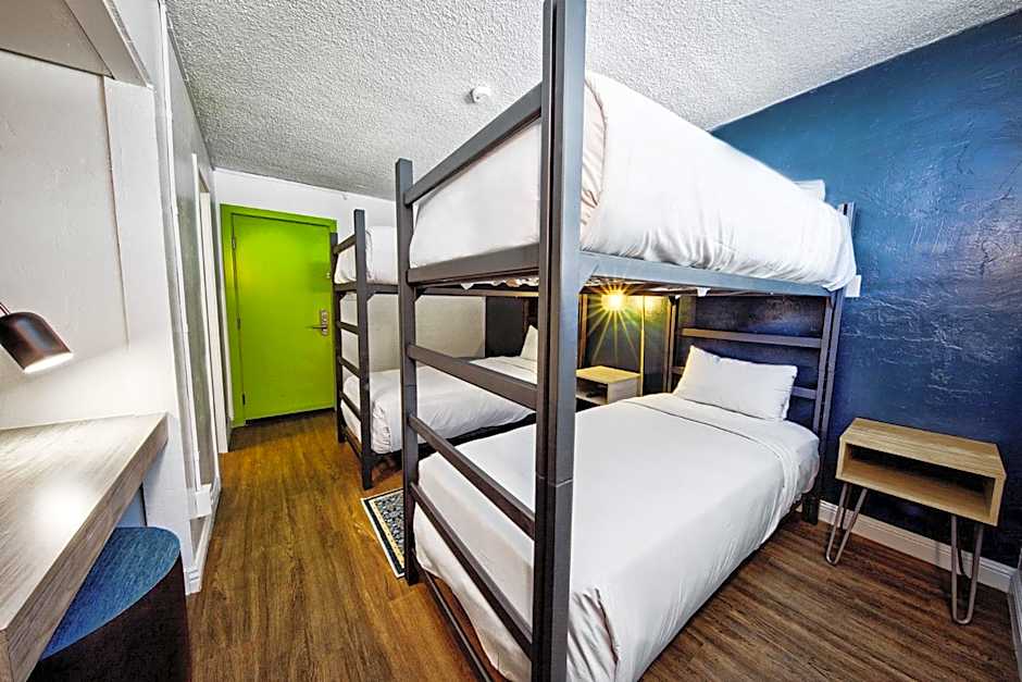 Downtowner Boutique Hotel