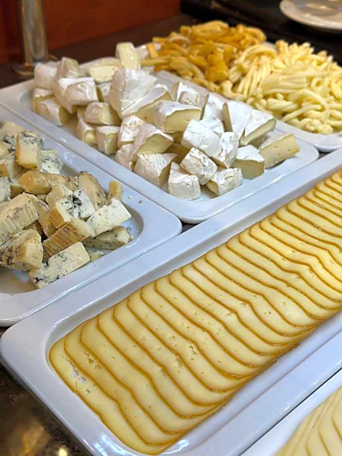 President Hotel Montfort