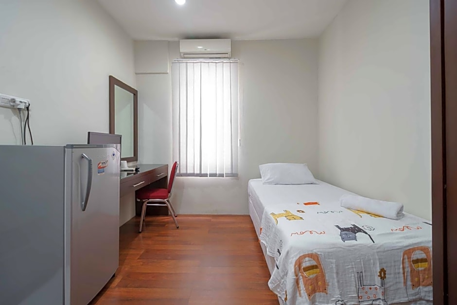 Avalon Karawaci Mitra RedDoorz