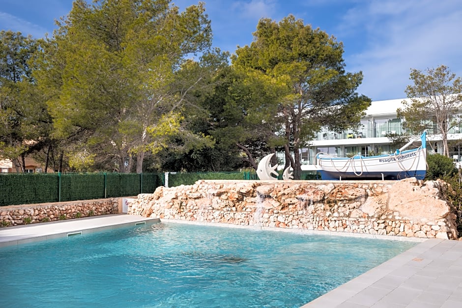 Petit Sagitario ( Only Adults )