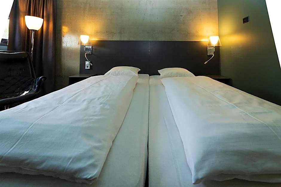 Comfort Hotel Runway