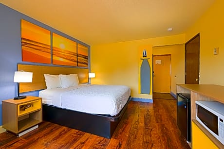 Queen Room with Balcony