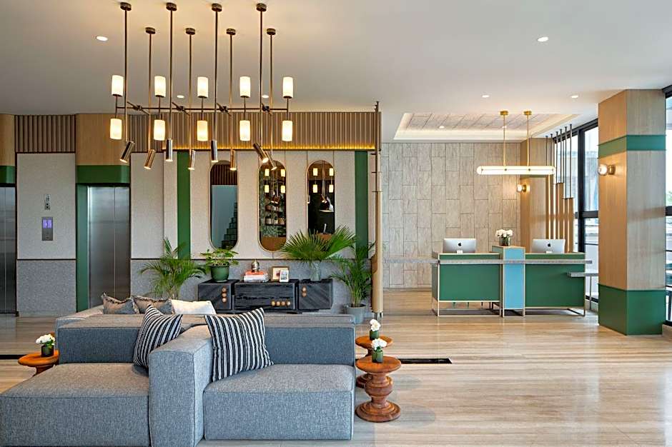 MaxOneHotels.com @ Kota Harapan Indah Bekasi