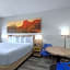 Days Inn & Suites by Wyndham Tucson/Marana