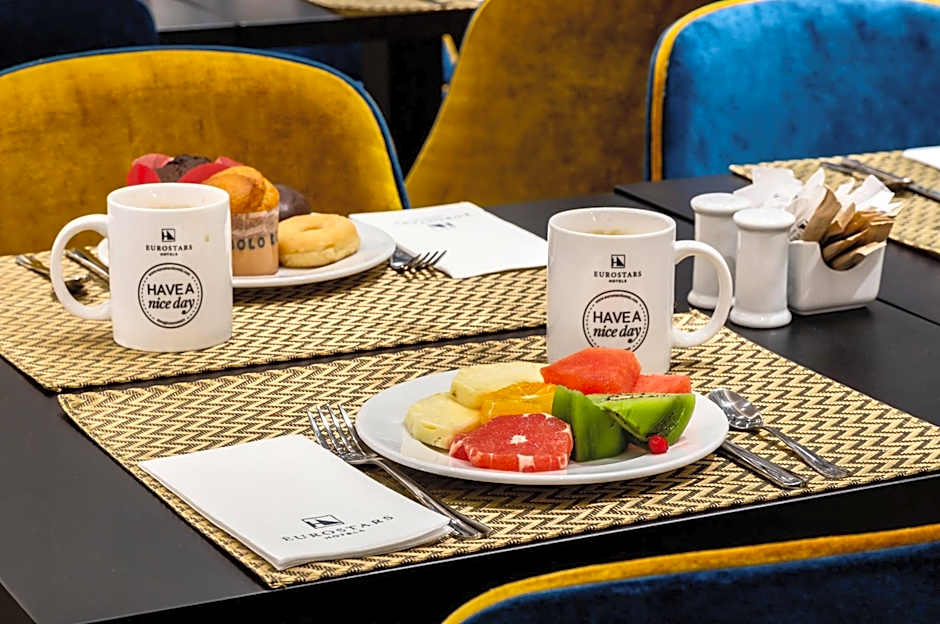 Eurostars Puerta Real