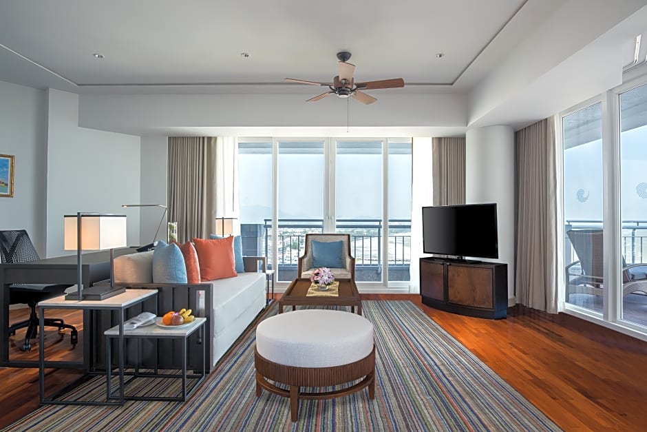 Photo 1 of 4 of Executive 2 Beds Suite, Ocean front